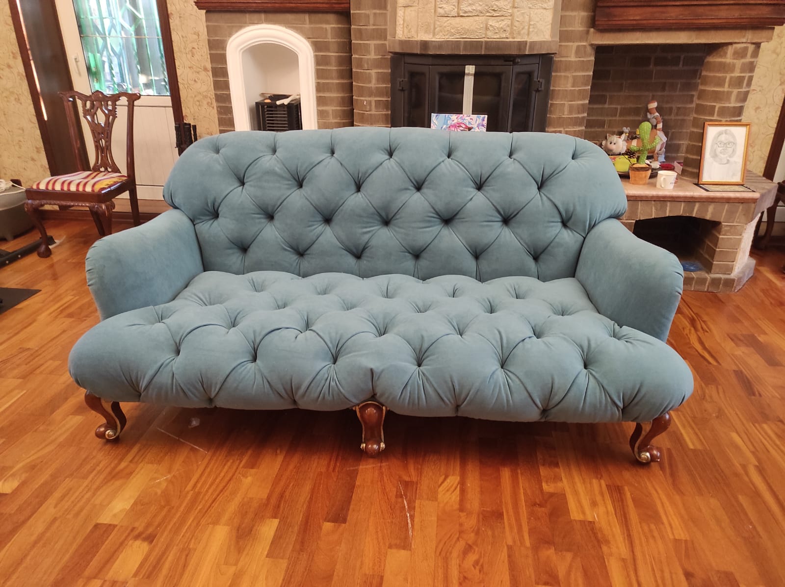 Обивка дивана. Менделеевск